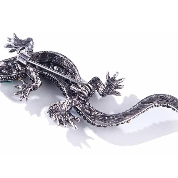 UNISEX Elegant Black and Silver Lizard Gecko Rhinestone Brooch - Picture 3 of 4